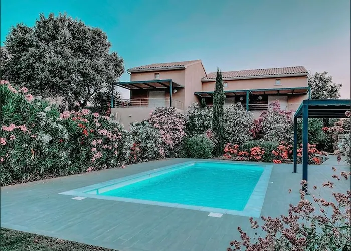 Casa Giabiconi - 6pers. Piscine & Villa Occhiatana